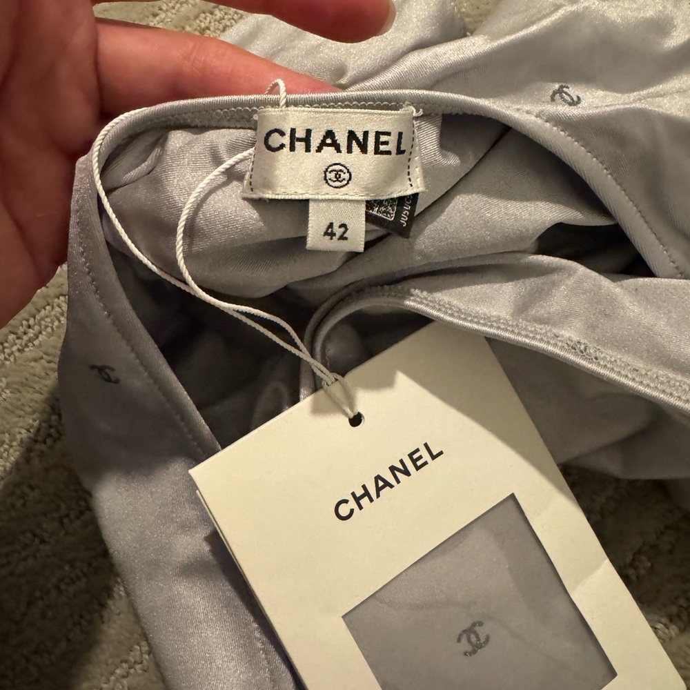 CHANEL Silver CC Logo Swim/body Suit - Size 42 - Picture 7 of 15